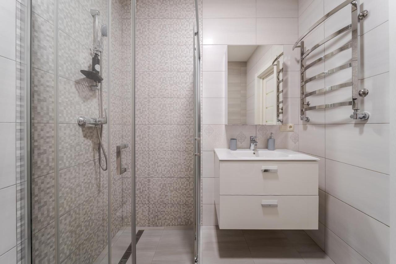 Inshiapartments On Hazova Str Lviv Ngoại thất bức ảnh